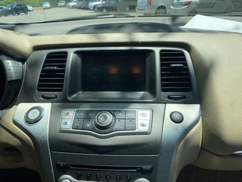 Used 2011 Nissan Murano S AWD/4WD image 24