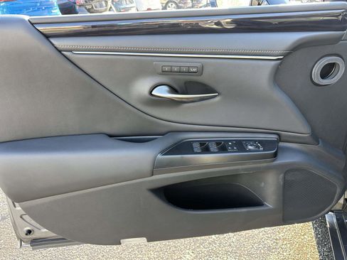 Used 2021 Lexus ES 350 w/ Premium Package image 19