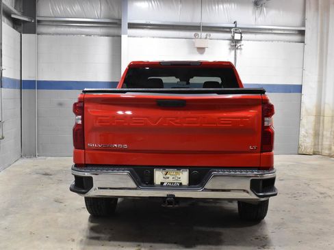 Used 2022 Chevrolet Silverado 1500 LT AWD/4WD image 25