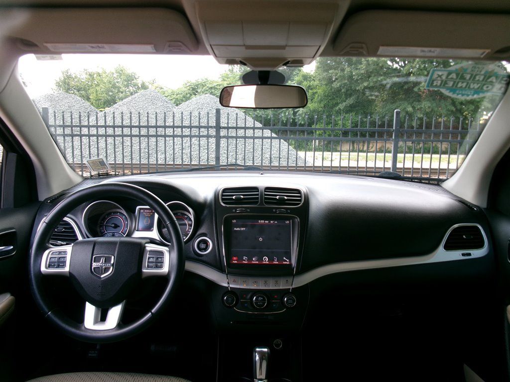 Used 2018 Dodge Journey SXT w/ Safe & Sound Group FWD image 14