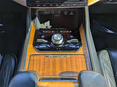 Used 2022 Jeep Grand Wagoneer Series III w/ Rear Seat Video Group 1 image 20