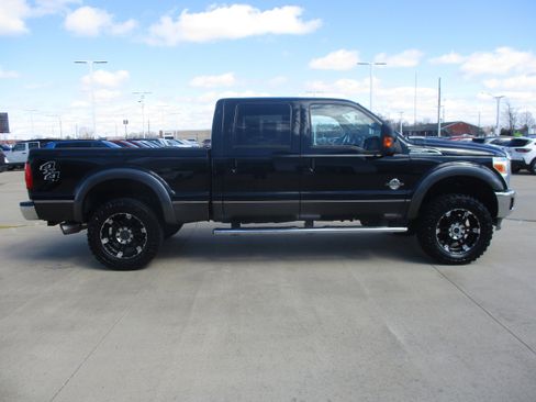 Used 2016 Ford F250 Lariat w/ Lariat Interior Package AWD/4WD image 9