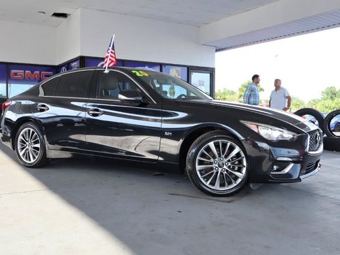 Used 2020 INFINITI Q50 Luxe RWD image 3