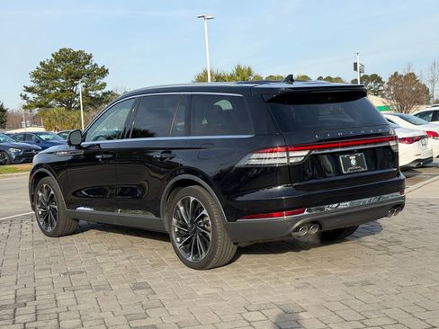 Used 2023 Lincoln Aviator Reserve w/ Equipment Group 201A image 11