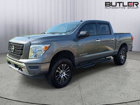 Used 2021 Nissan Titan SV w/ SV Convenience Package AWD/4WD image 1