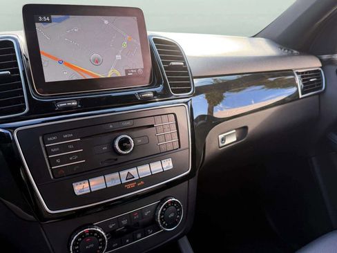 Used 2018 Mercedes-Benz GLE 350 image 35