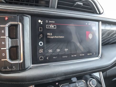 Used 2022 GMC Yukon XL Denali AWD/4WD image 24