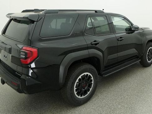 New 2026 Toyota 4Runner TRD Off-Road Premium AWD/4WD image 10