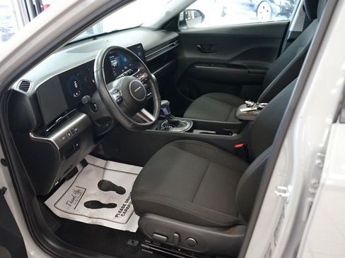 Used 2024 Hyundai Kona SEL image 23