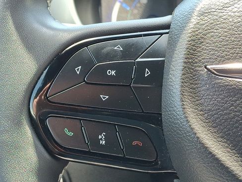 Certified 2022 Chrysler Pacifica Touring-L w/ S Appearance Package FWD image 23