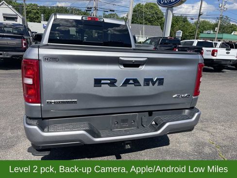 Used 2025 RAM 1500 Big Horn AWD/4WD image 4