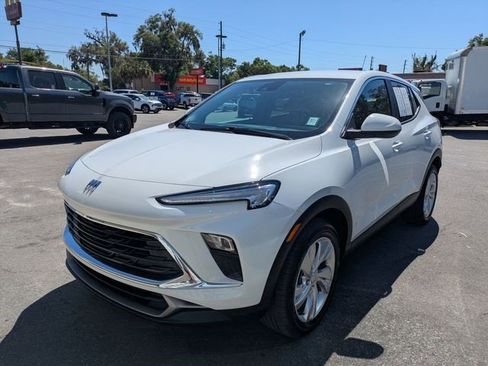 Certified 2024 Buick Encore GX Preferred image 11