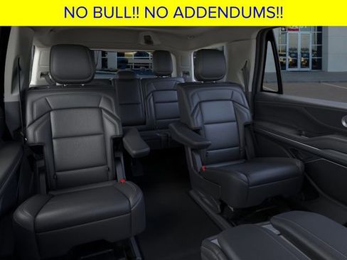 New 2025 Lincoln Navigator Reserve image 12