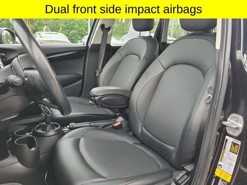 Used 2021 MINI Cooper 4-Door Hardtop FWD image 24