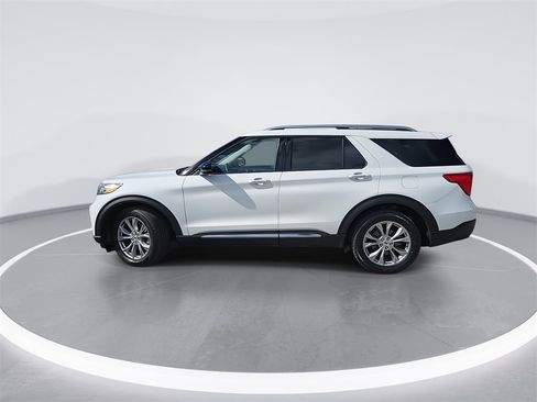 Used 2022 Ford Explorer Limited w/ Equipment Group 301A image 5