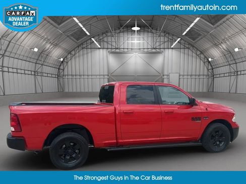 Used 2019 RAM 1500 Classic SLT image 60