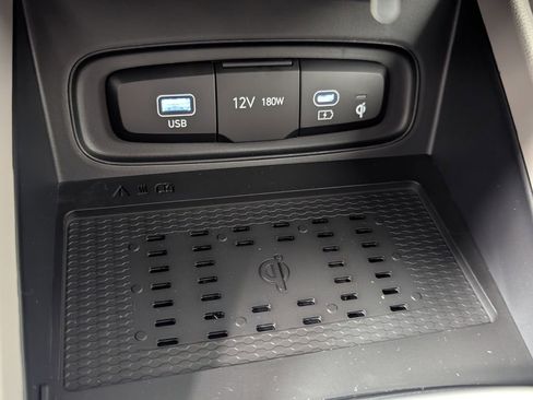 New 2026 Hyundai Venue SEL FWD image 20