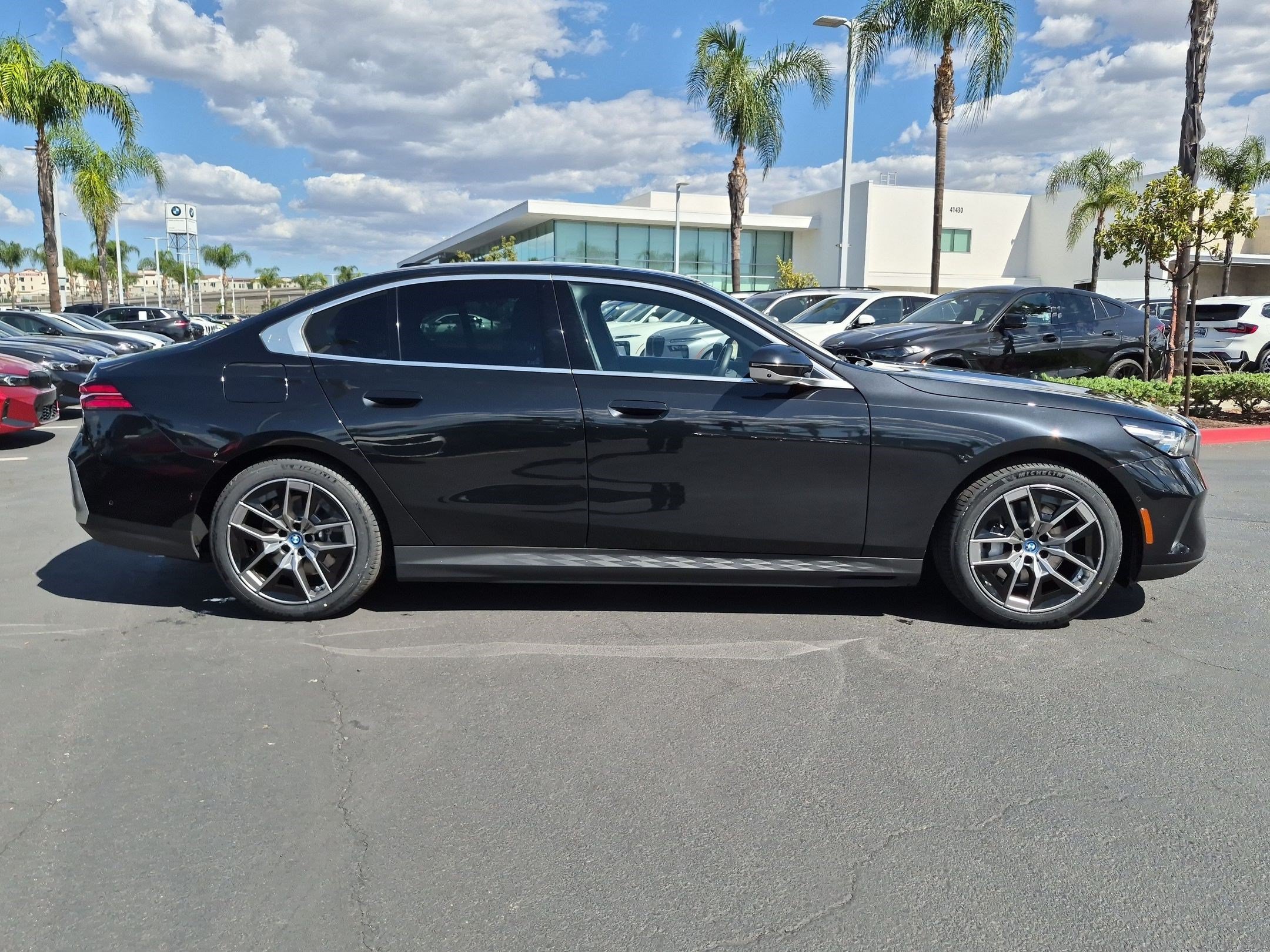 Certified 2024 BMW i5 eDrive40i w/ Premium Package RWD image 11