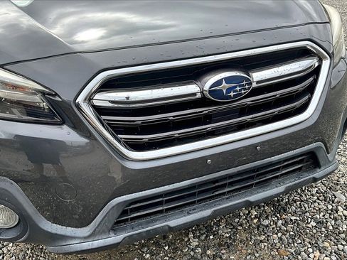 Used 2018 Subaru Outback 2.5i Limited image 23