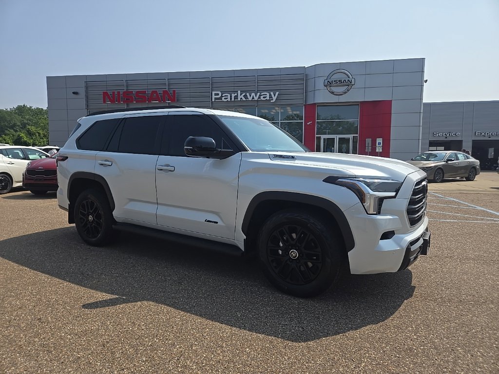 Used 2024 Toyota Sequoia Limited AWD/4WD image 1