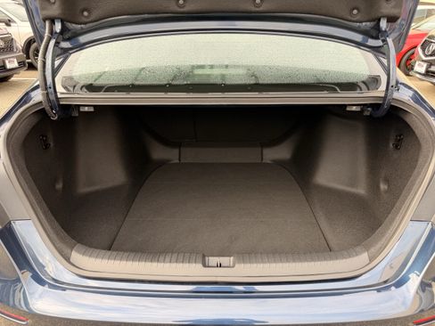 Used 2025 Honda Accord SE image 30