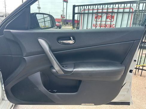 Used 2014 Nissan Maxima 3.5 SV w/ Sport Package FWD image 14