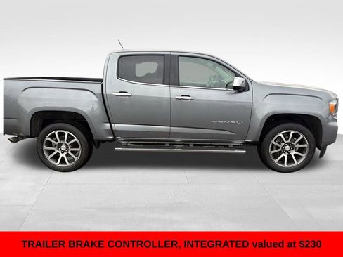 Used 2022 GMC Canyon Denali image 4