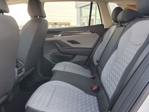 New 2026 Volkswagen Tiguan S FWD image 8
