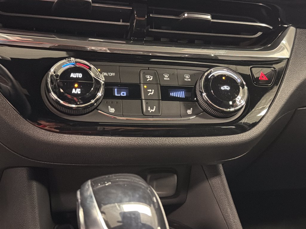 New 2026 Buick Envista Sport Touring w/ Convenience I Package FWD image 33