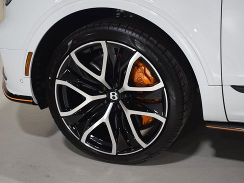 New 2026 Bentley Bentayga Speed image 17