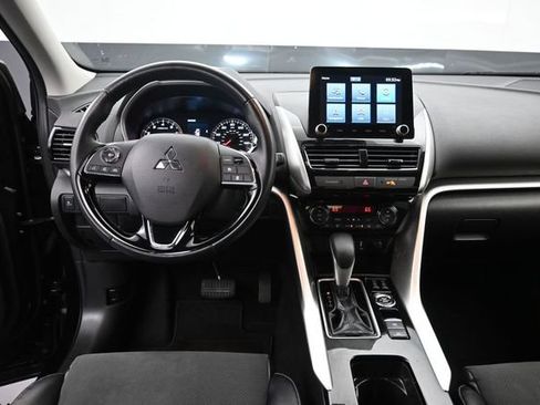 Used 2024 Mitsubishi Eclipse Cross SE AWD/4WD image 11