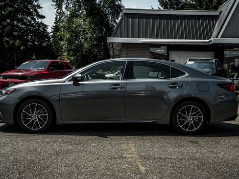 Used 2017 Lexus ES 350 w/ Navigation System Package FWD image 15