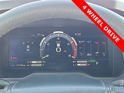 Used 2024 Toyota Tundra Limited image 23