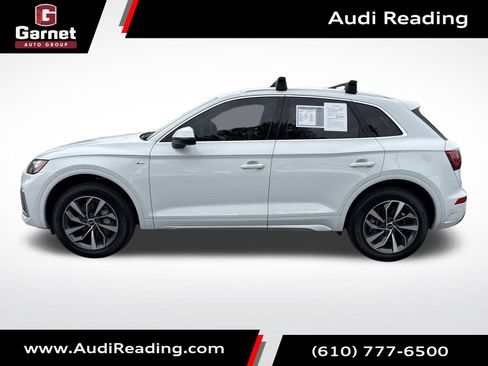 Used 2023 Audi Q5 2.0T Premium w/ Convenience Package AWD/4WD image 2