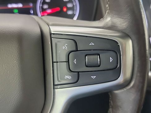 Used 2021 Chevrolet Suburban LT w/ LT Signature Package AWD/4WD image 30
