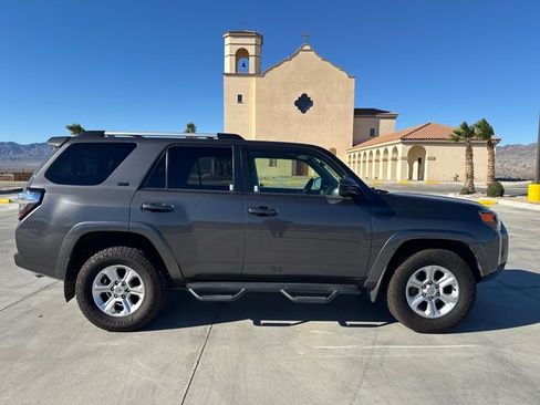 Used 2023 Toyota 4Runner SR5 image 6