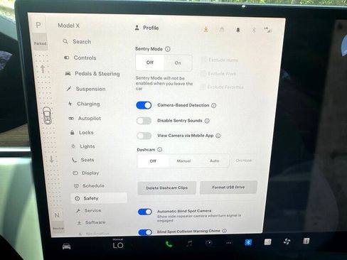 Used 2022 Tesla Model X image 80