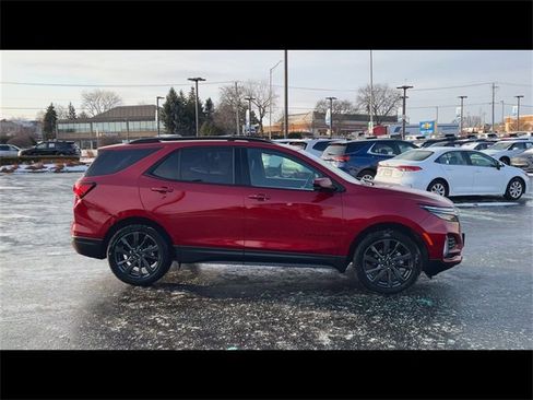 Used 2023 Chevrolet Equinox RS w/ LPO, Floor Liner Package image 9