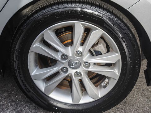 Used 2013 Hyundai Elantra GT image 11