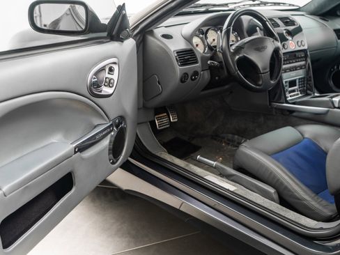 Used 2003 Aston Martin Vanquish image 23