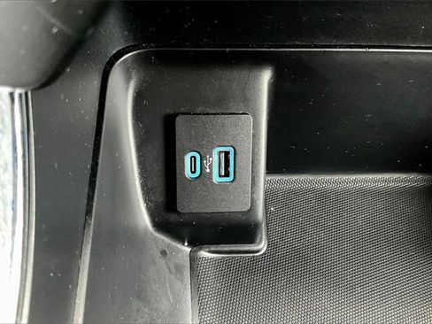 Used 2022 Ford F150 XLT w/ Equipment Group 302A High image 34