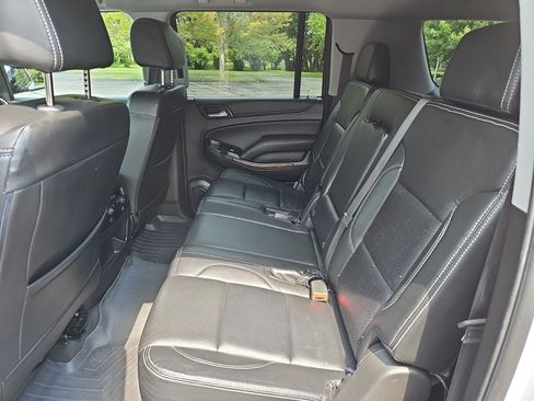Used 2018 Chevrolet Suburban LS AWD/4WD image 17