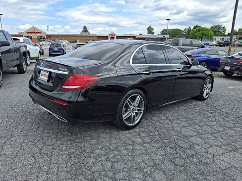 Used 2018 Mercedes-Benz E 300 4MATIC image 6