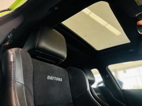 Used 2023 Dodge Charger Scat Pack w/ Daytona Edition Group RWD image 41
