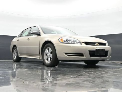 Used 2009 Chevrolet Impala LT FWD image 39