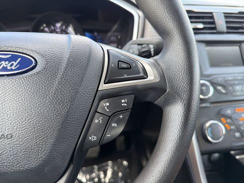 Used 2017 Ford Fusion S FWD image 25