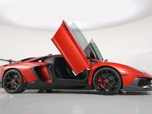 Used 2017 Lamborghini Aventador S image 65