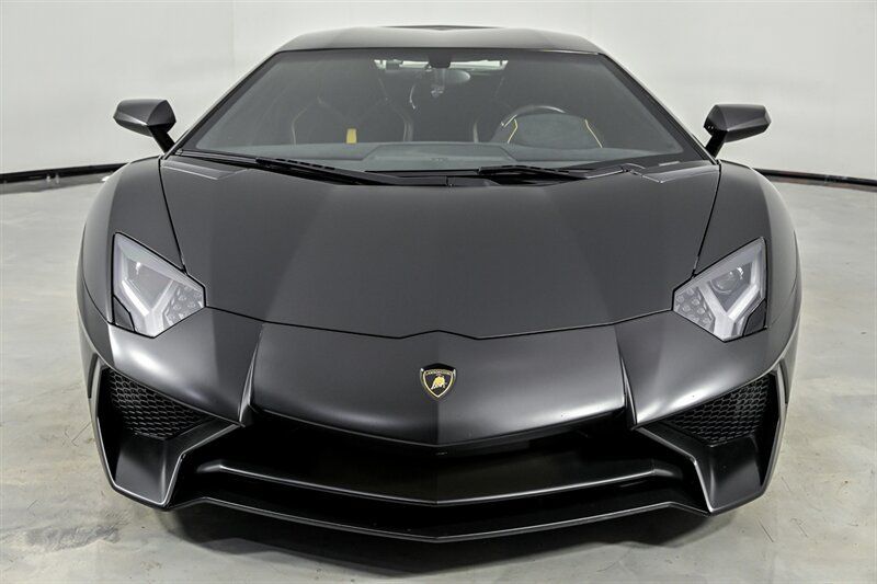 Used 2017 Lamborghini Aventador LP 750-4 Superveloce AWD/4WD image 4