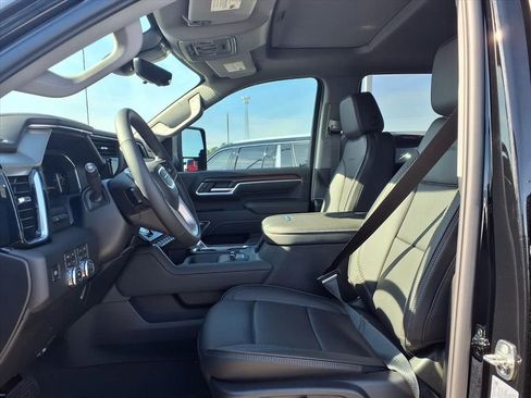 New 2026 GMC Sierra 3500 Denali w/ Denali Reserve Package image 12