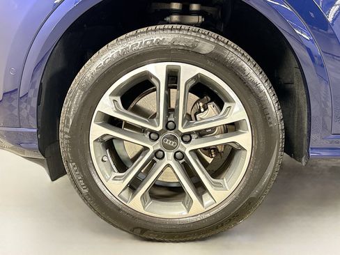 Used 2025 Audi Q5 Premium Plus w/ Premium Plus AWD/4WD image 27